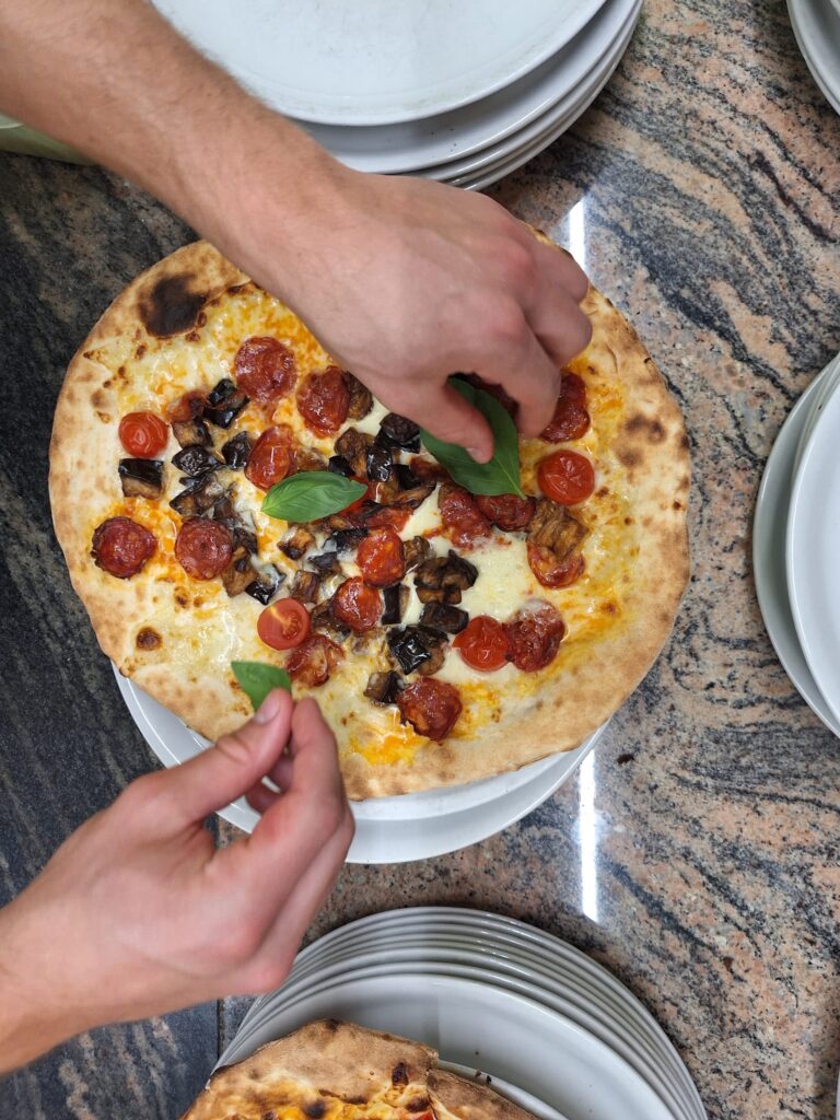Pizza Luna Rossa